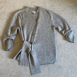 Brochure Walker Wrap sweater, size XS,